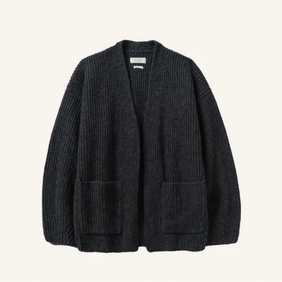 $395 NWOT TOAST Wool OVERSIZED Ribbed Knit Cardigan Cocoon jacket charcoal gray - Picture 2 of 10
